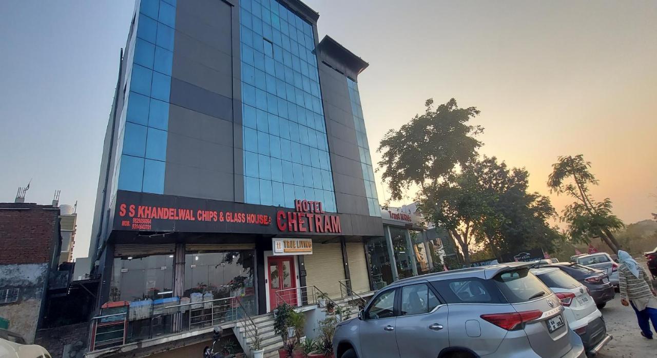 Hotel Chetram Dzsaipur Kültér fotó
